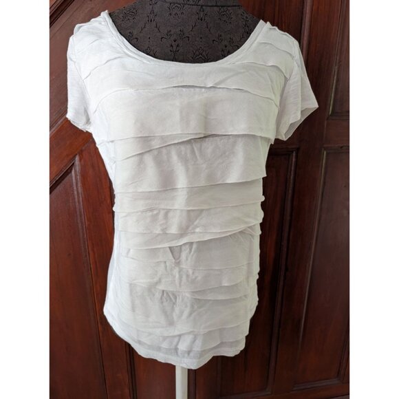 Ann Taylor Loft White Ruffle Textured Short Sleeve Top M - Picture 1 of 7